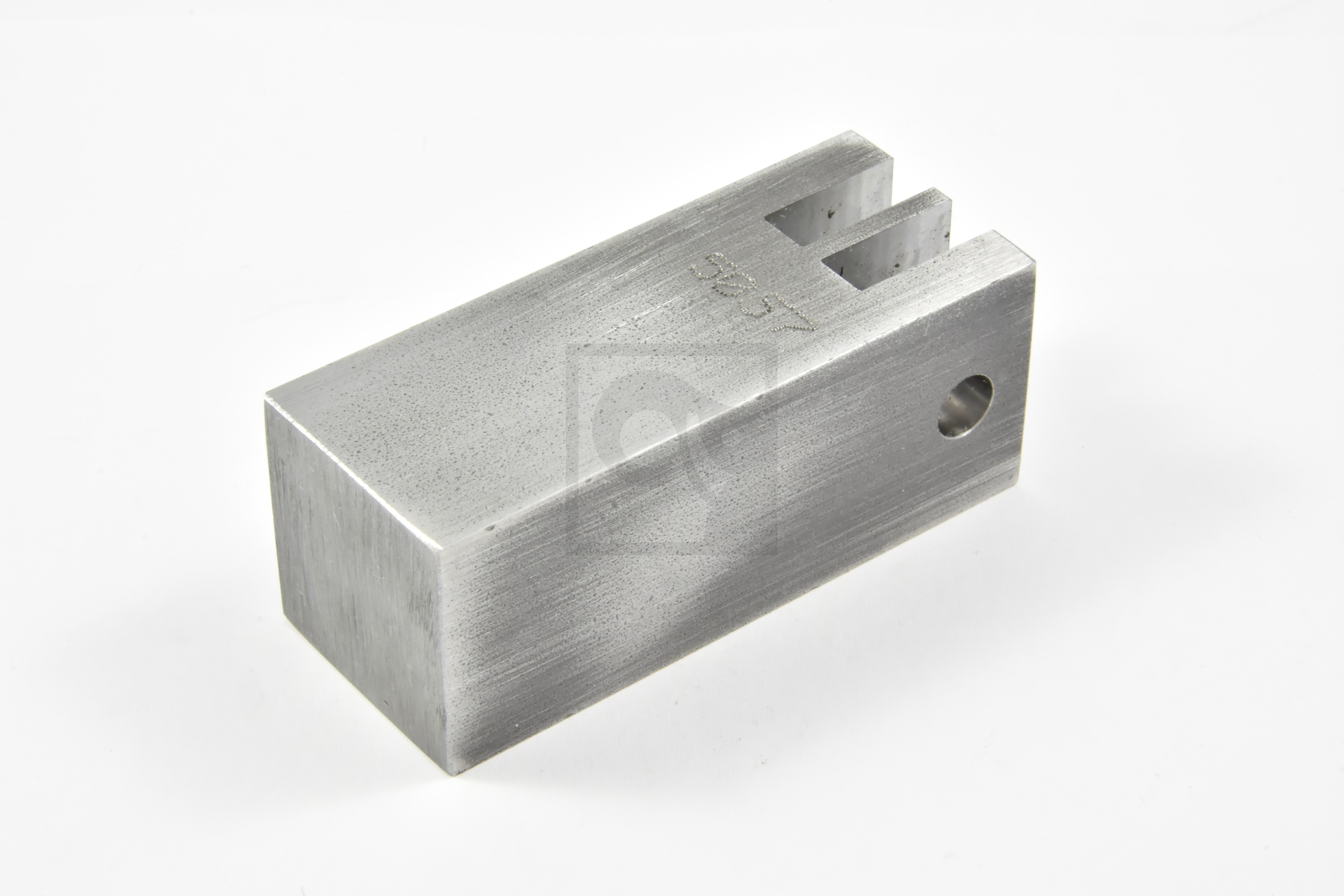 CHAIN TENSION BLOCK