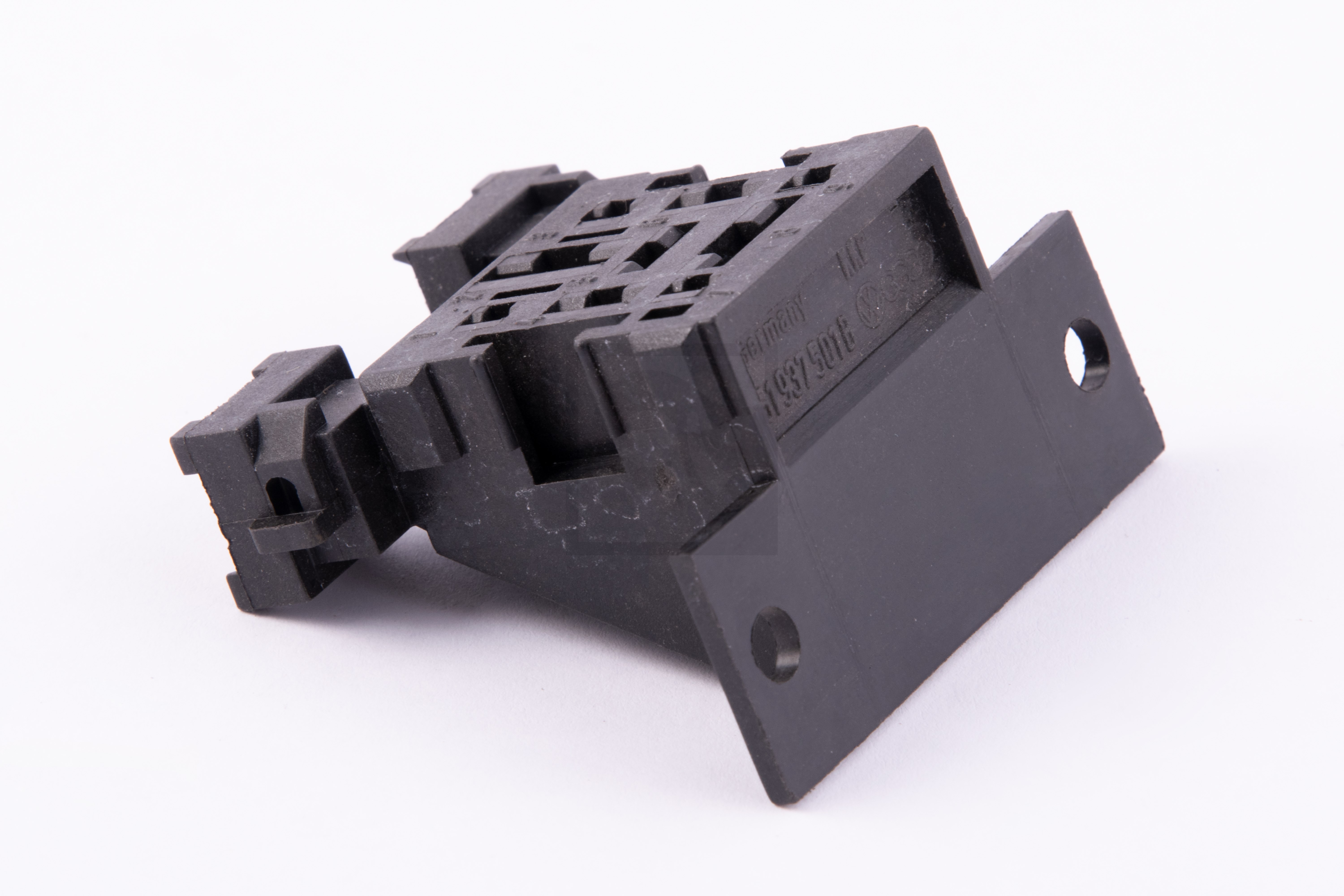 GLOW PLUG RELAY BASE CPV00044